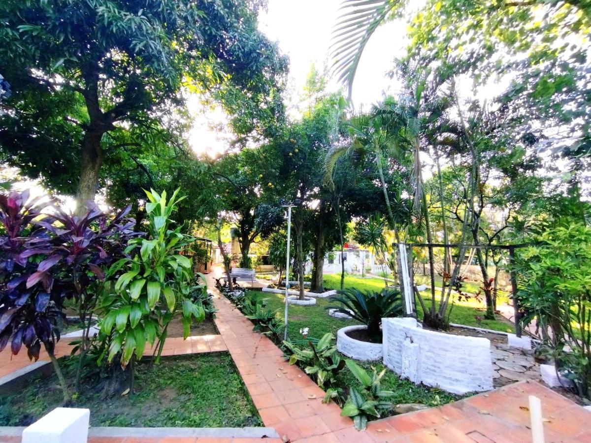 Hotel La Aparesida Areguá Exterior foto